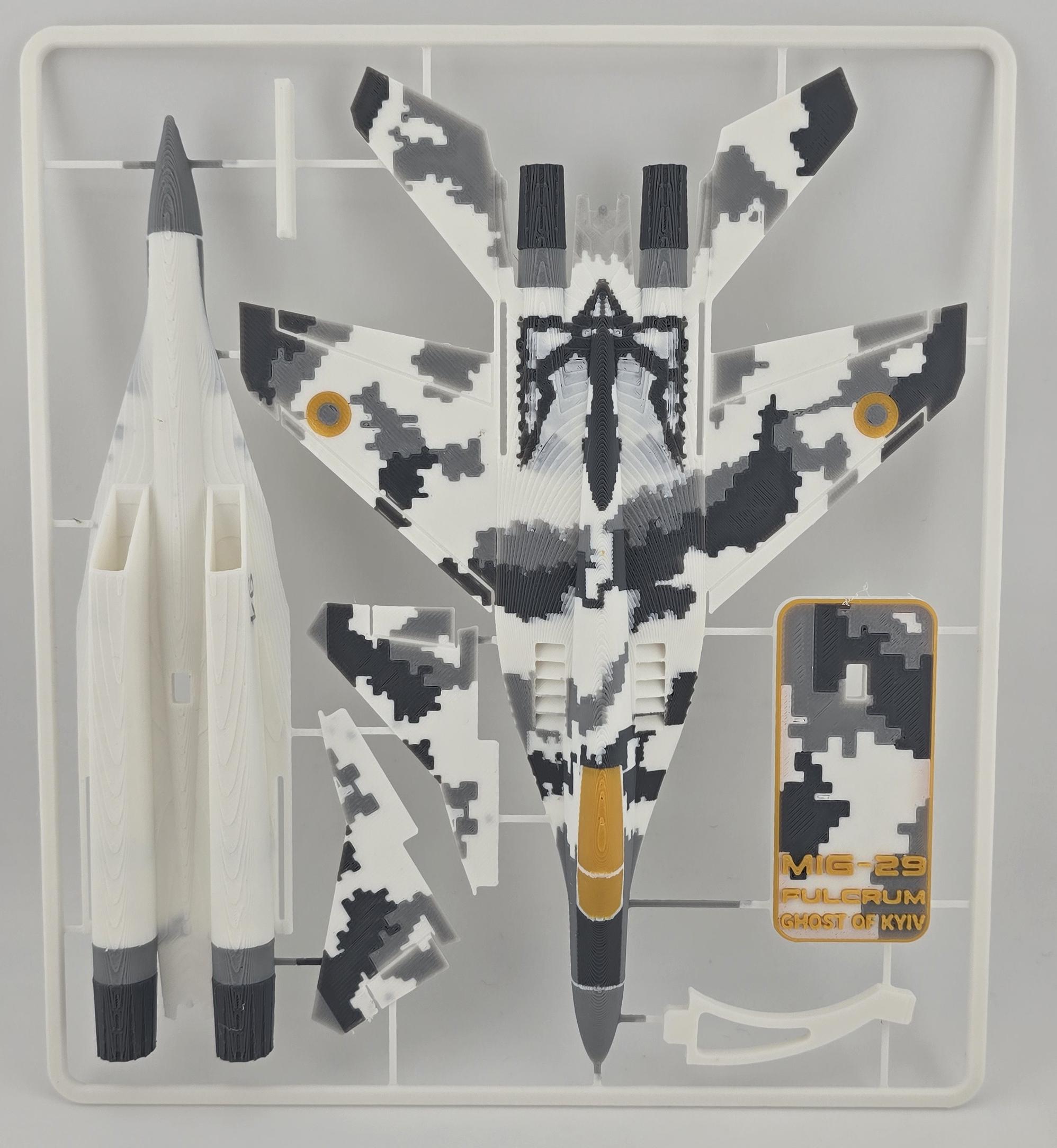 Сборная модель Истребитель МиГ-29 ВВС Украины Призрак Киева (0131)