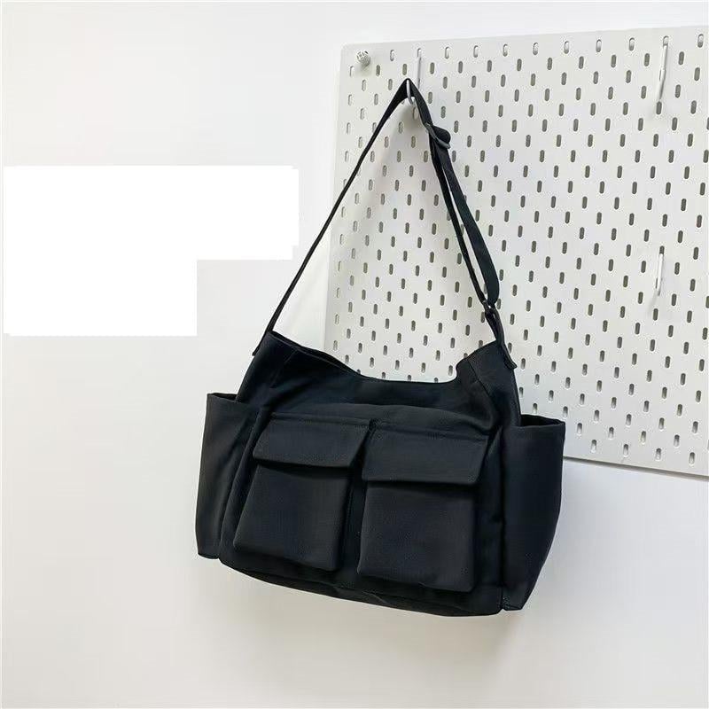 Жіноча сумка-мессенджер Чорний (2742930233)