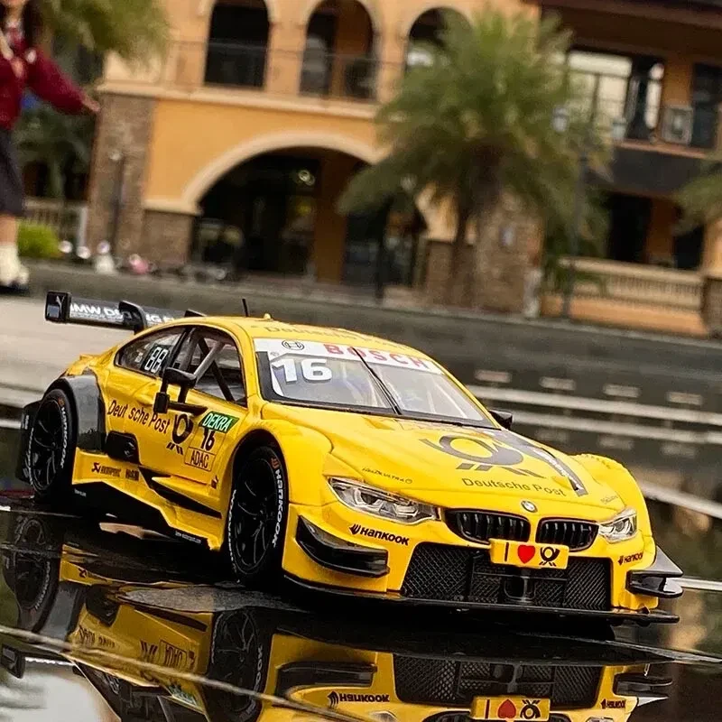 Игрушечная машинка BMW M4 DTM Желтый (20376055) - фото 8 Игрушечная машинка BMW M4 DTM Желтый (20376055) - фото 8