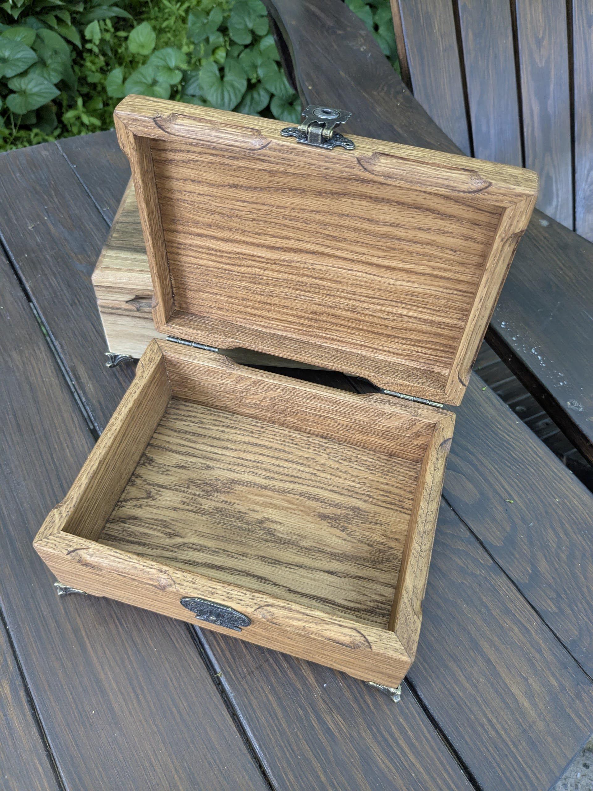 Скринька для зберігання з натурального дуба та горіха 200х150х85 мм - фото 6 Скринька для зберігання з натурального дуба та горіха 200х150х85 мм - фото 6