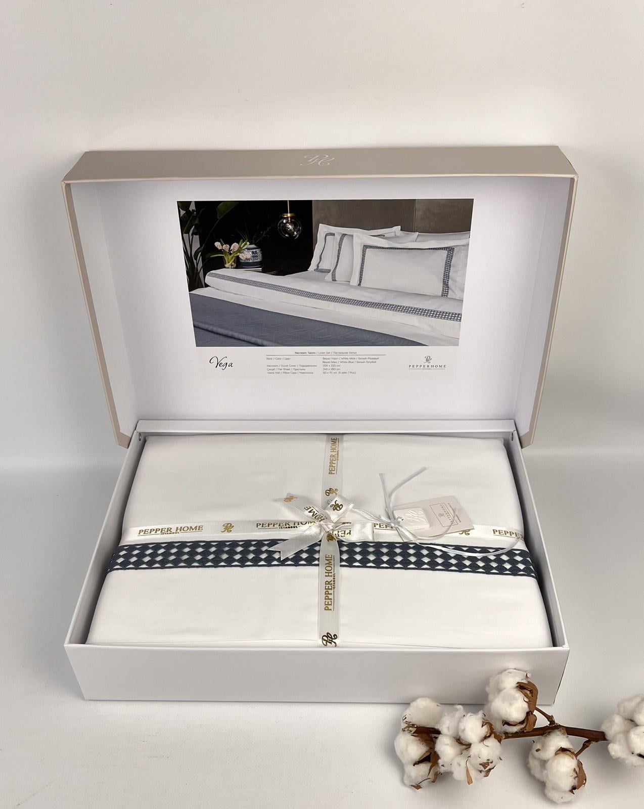 Комплект постельного белья Pepper Home Vega 200x220 см White/Blue (CN25987)