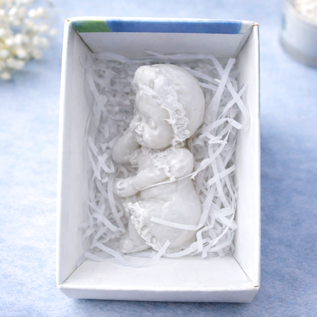 Мыло сувенирное фигурное Девочка в чепчике Белый Мыло сувенирное фигурное Девочка в чепчике Белый