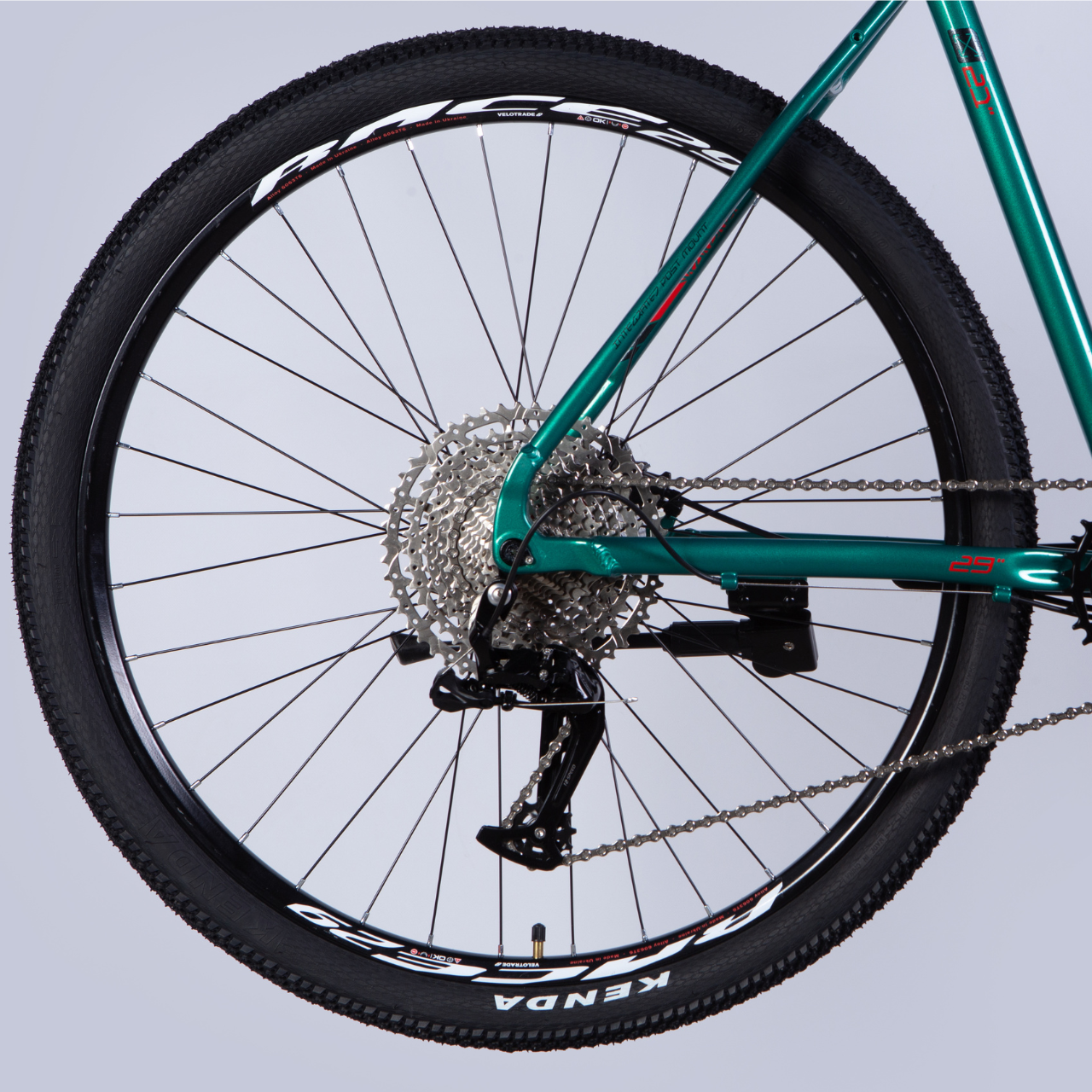 Велосипед Formula ZEPHYR EXPERT HDD 19" AL 29" 2025 Темно-сріблястий/Зелений - фото 2 Велосипед Formula ZEPHYR EXPERT HDD 19" AL 29" 2025 Темно-сріблястий/Зелений - фото 2