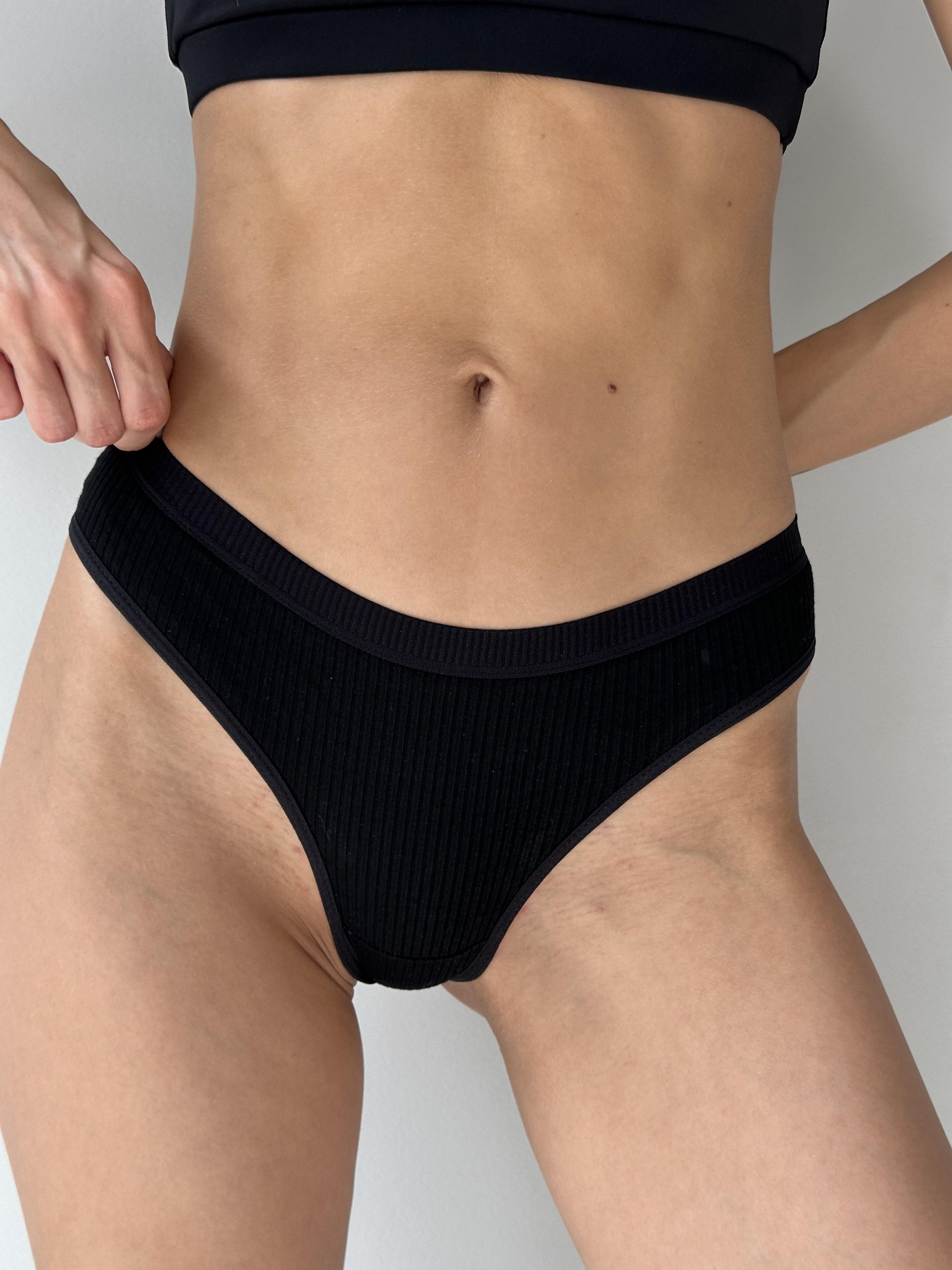 Трусики-стринги женские Nova Vega XS-M Черный (9911-0029)