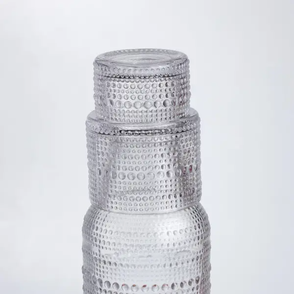 Кувшин для напитков со стаканом из толстого стекла рельефный 700 мл Прозрачный - фото 3 Кувшин для напитков со стаканом из толстого стекла рельефный 700 мл Прозрачный - фото 3