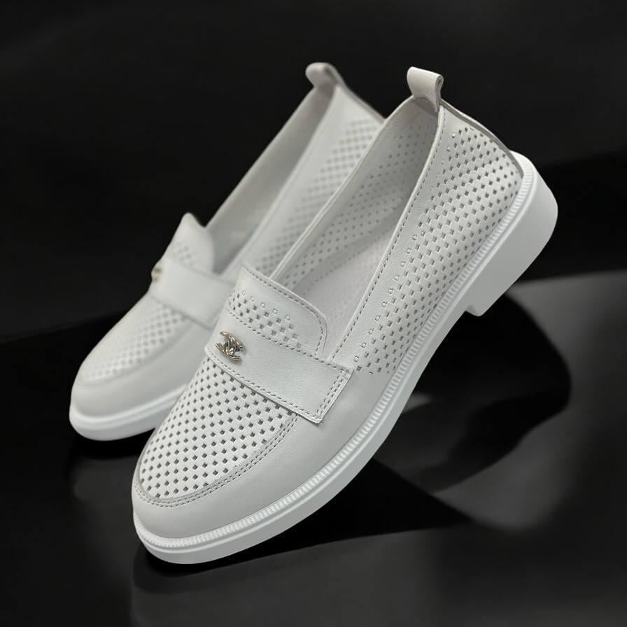 Лофери жіночі шкіряні літні з перфорацією р. 36 Білий (26813220) - фото 3 Лофери жіночі шкіряні літні з перфорацією р. 36 Білий (26813220) - фото 3