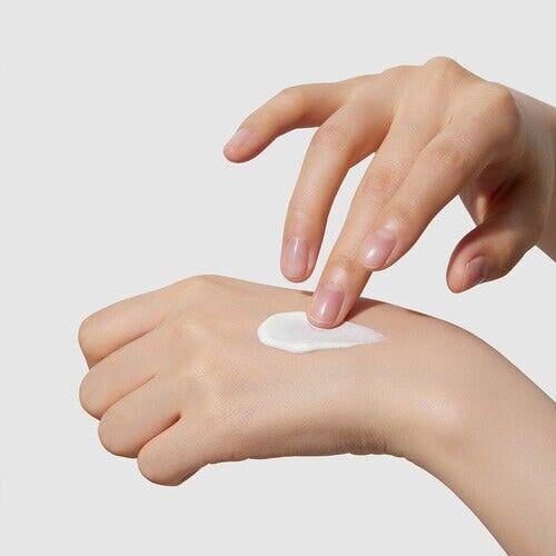 Крем сонцезахисний SPF50+ Medicube Red Moisture Real Sun Cream - фото 4