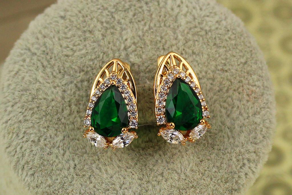 Серьги Xuping Jewelry Перформанс с зеленым камнем 1,8 см Золотистый (26256470)