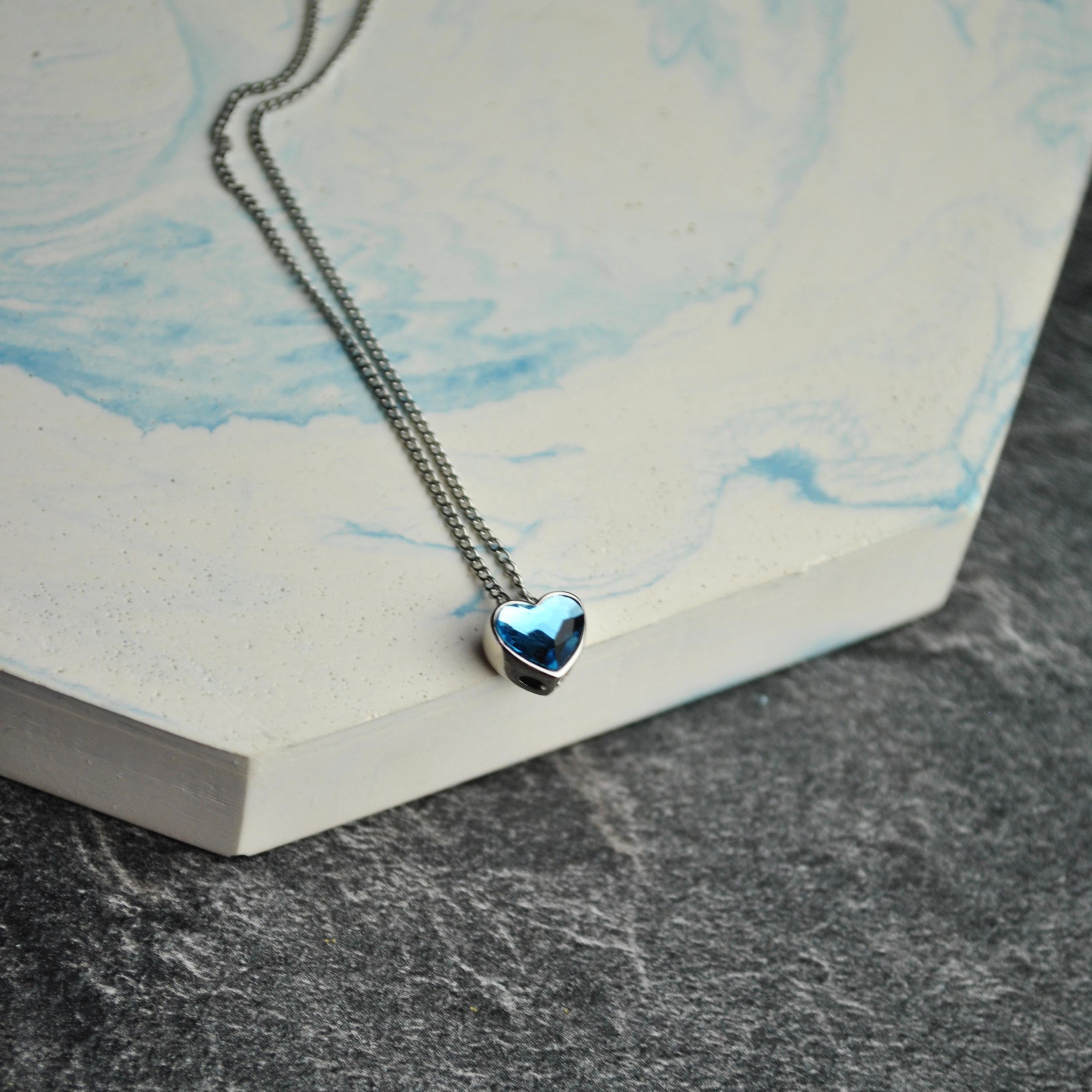 Кулон Swarovski серце на ланцюжку медична сталь родій (x263-1) Кулон Swarovski серце на ланцюжку медична сталь родій (x263-1)