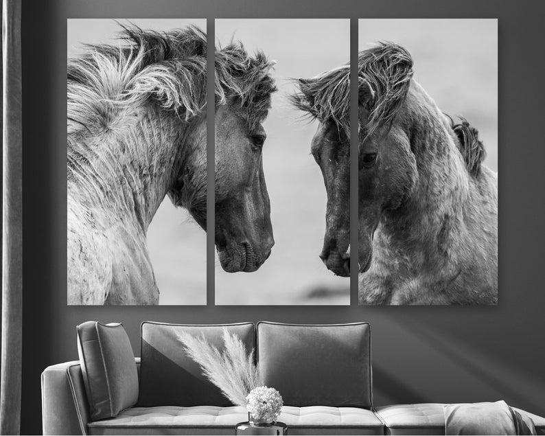 Модульная картина KIL Art Две лошади на холсте из трех частей 156x100 см (M3_XL_245)