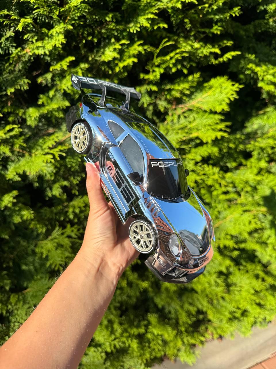 Машинка на радіокеруванні для дрифту Porsche GT3RS 1:18 повнопривідна із світлодіодним підсвічуванням Silver (mnz-em2-vvn) - фото 5 Машинка на радіокеруванні для дрифту Porsche GT3RS 1:18 повнопривідна із світлодіодним підсвічуванням Silver (mnz-em2-vvn) - фото 5