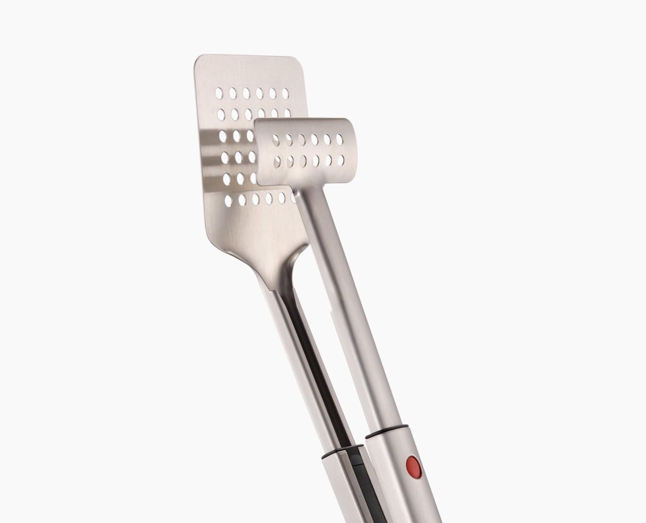 Щипці для барбекю Joseph Joseph GrillOut з нержавіючої сталі з висувною конструкцією (2000010) - фото 2 Щипці для барбекю Joseph Joseph GrillOut з нержавіючої сталі з висувною конструкцією (2000010) - фото 2