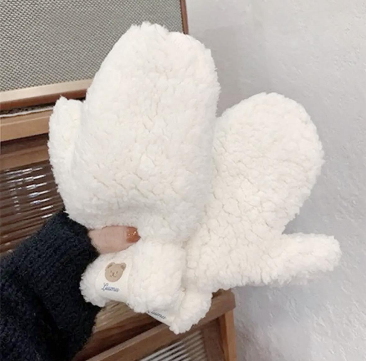 Перчатки меховые Wuke Медведь Тедди со шнурком унисекс one size Белый - фото 3