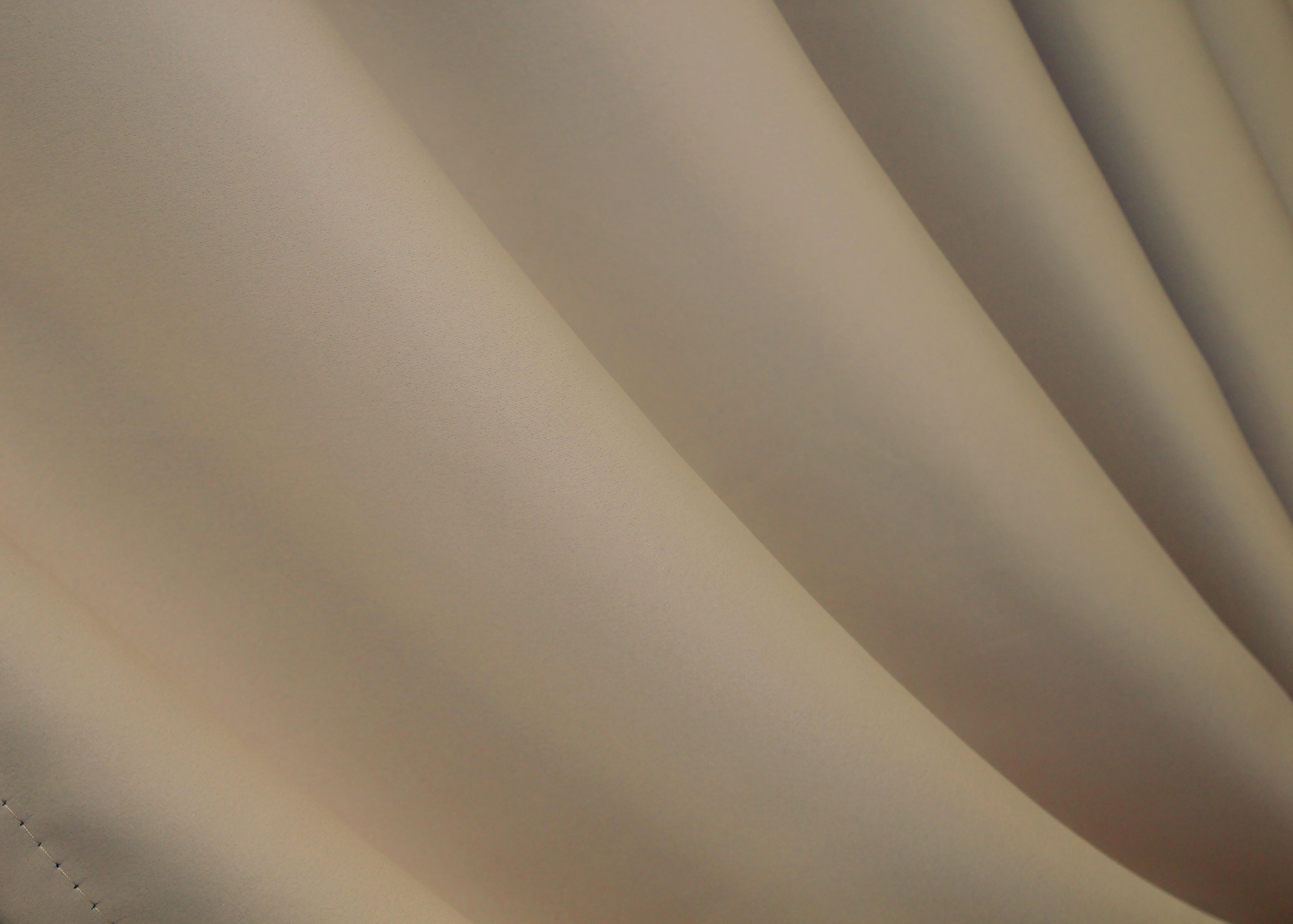 Комплект штор VR-Textil Midnight №1225ш блекаут 150х270 см 2 шт. Темно-бежевий (33-0140) - фото 9 Комплект штор VR-Textil Midnight №1225ш блекаут 150х270 см 2 шт. Темно-бежевий (33-0140) - фото 9