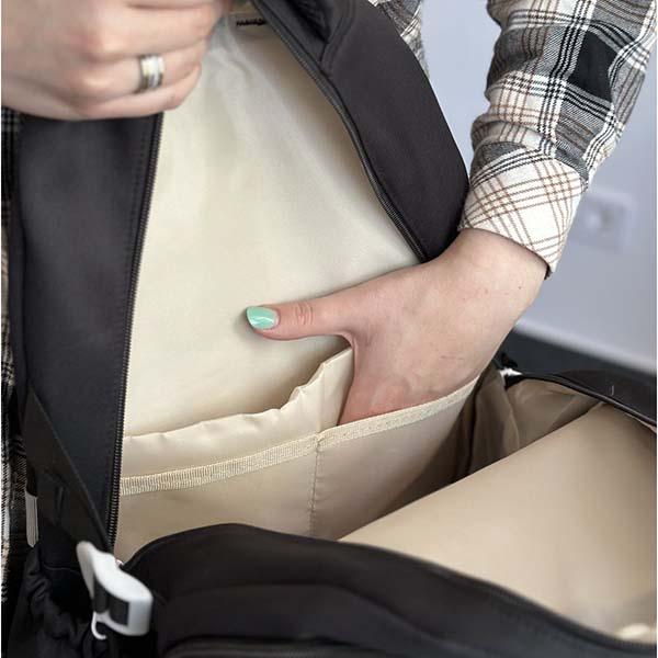 Рюкзак школьный Kuromi 44х30х19 см Черный (ЦБ-00034042) - фото 3 Рюкзак школьный Kuromi 44х30х19 см Черный (ЦБ-00034042) - фото 3