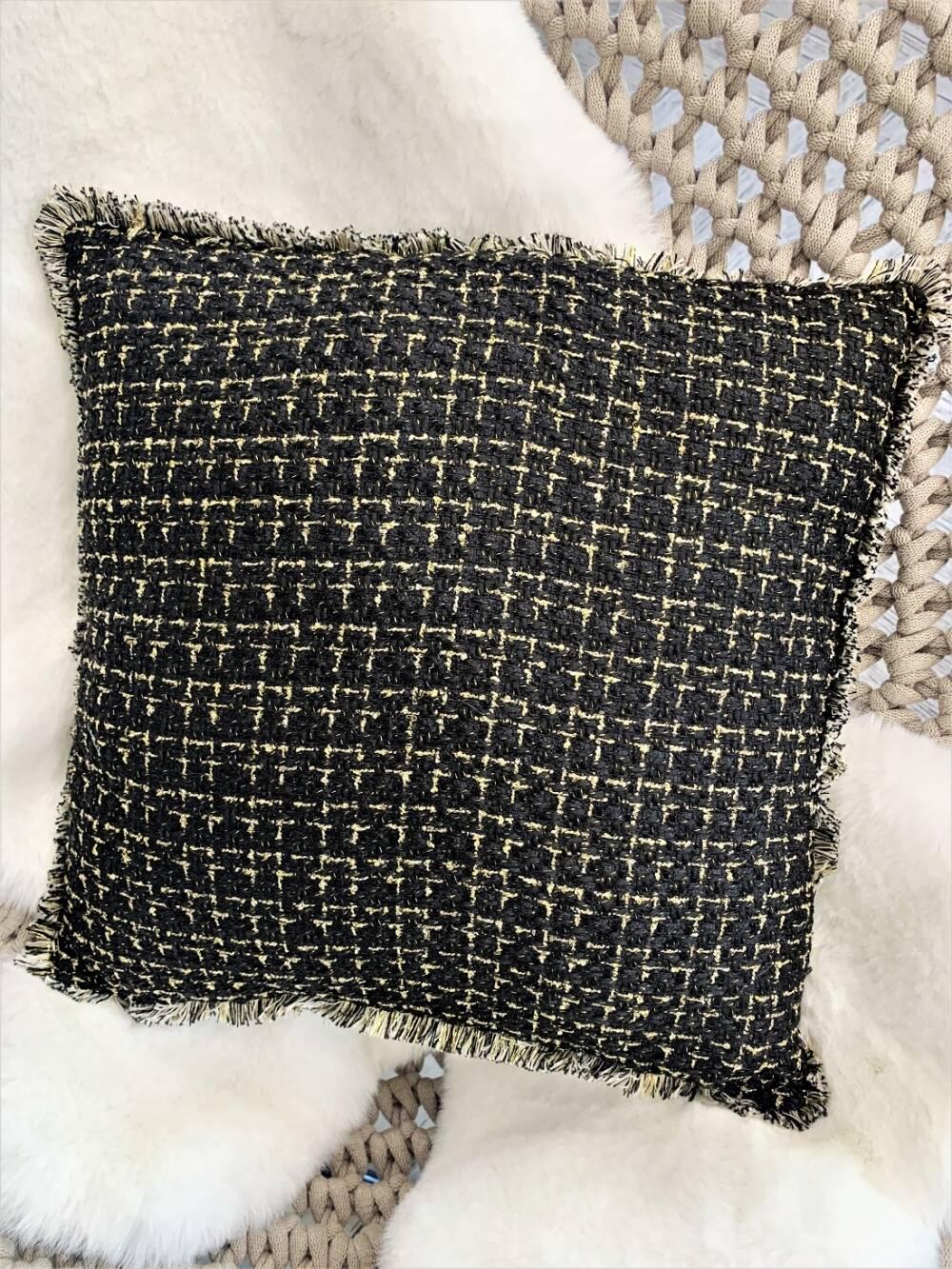 Подушка декоративная Maestro 40x40 см Черный/Золотой (000073491)