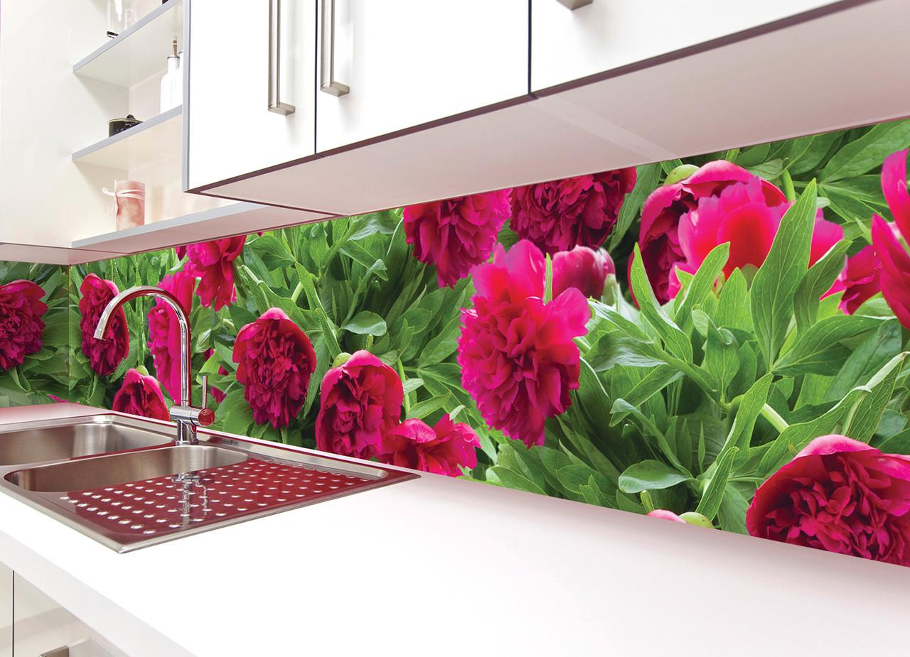 Кухонный фартук Пышные пионы из самоклеящейся виниловой пленки 60х300 см Зеленый