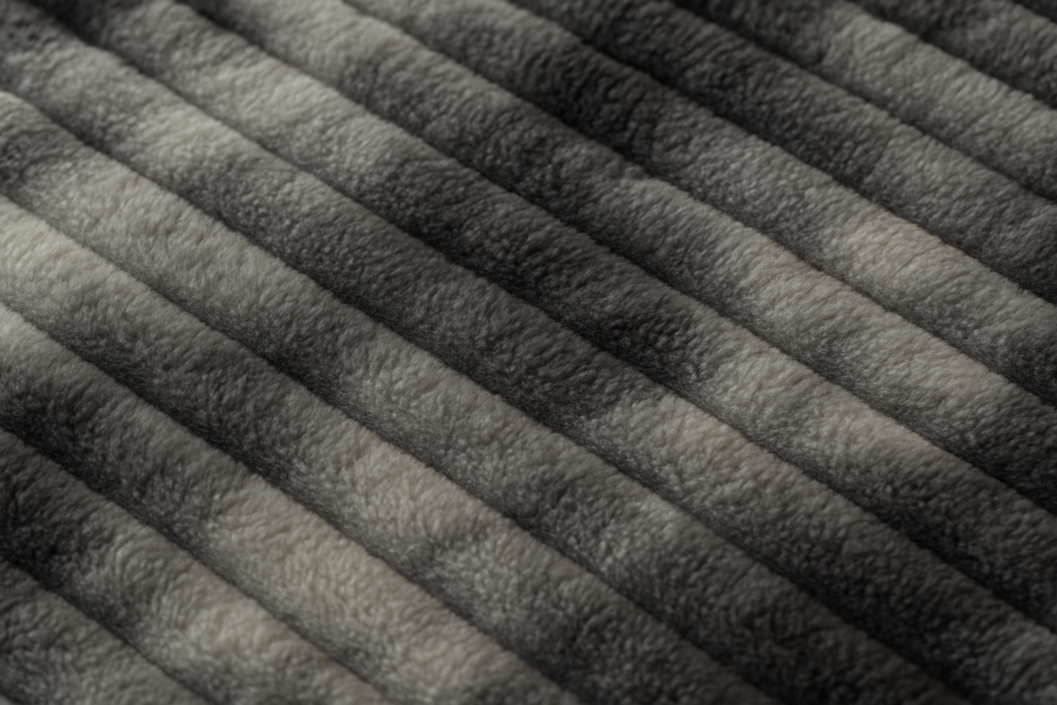 Плед флисовый полуторный Волна 160х210 см Серый (F-1-106-80/grey) - фото 4 Плед флисовый полуторный Волна 160х210 см Серый (F-1-106-80/grey) - фото 4