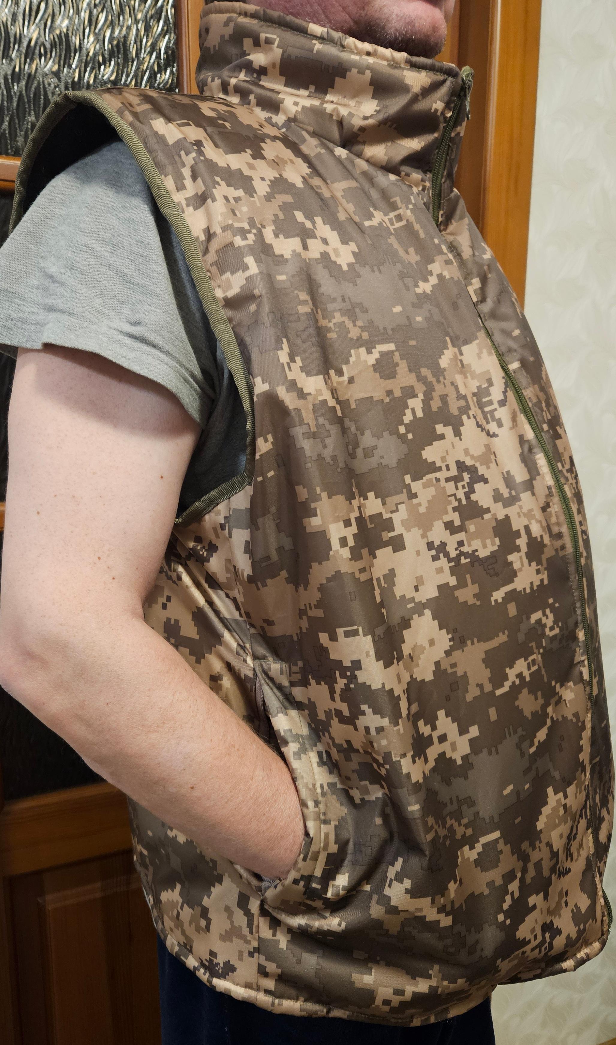 Жилет-безрукавка р. 52-54 Піксель (33) - фото 2 Жилет-безрукавка р. 52-54 Піксель (33) - фото 2