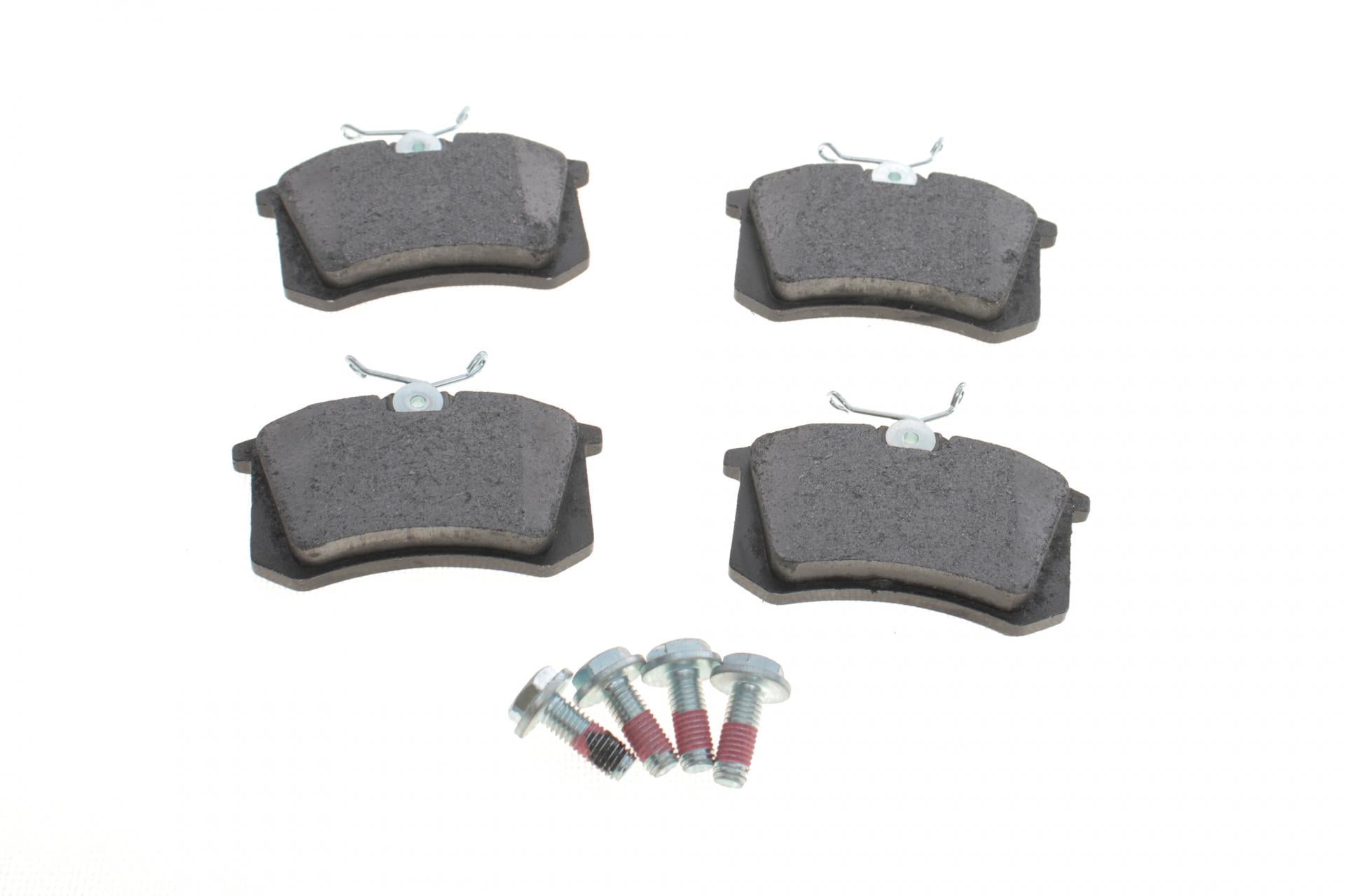 Колодки тормозные задние DELPHI для VW Golf/Passat 83-02/Peugeot 405 87-96 (LP2255)