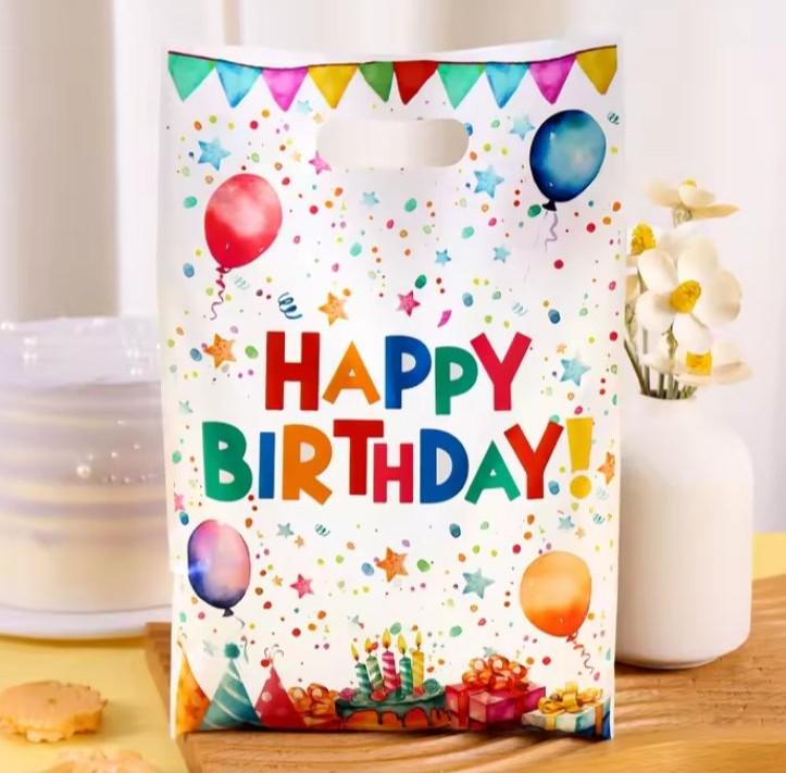 Подарочные пакеты детские для вкусностей Happy Birthday полиэтиленовые 25х16,5 см 10 шт.