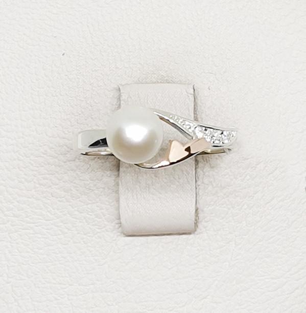 Кольцо серебряное с жемчугом и кубическим цирконием р. 16,5 1,74 г (1518593149)