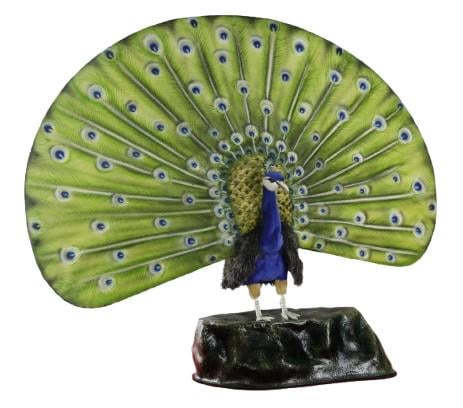 Мягкая игрушка Hansa Павич на скале 40х130 см