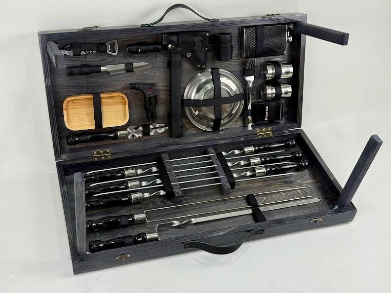 Набір шампурів подарунковий Богатир великий з нержавіючої сталі в дерев'яному кейсі Чорний (21-10-KS-7514) - фото 5 Набір шампурів подарунковий Богатир великий з нержавіючої сталі в дерев'яному кейсі Чорний (21-10-KS-7514) - фото 5