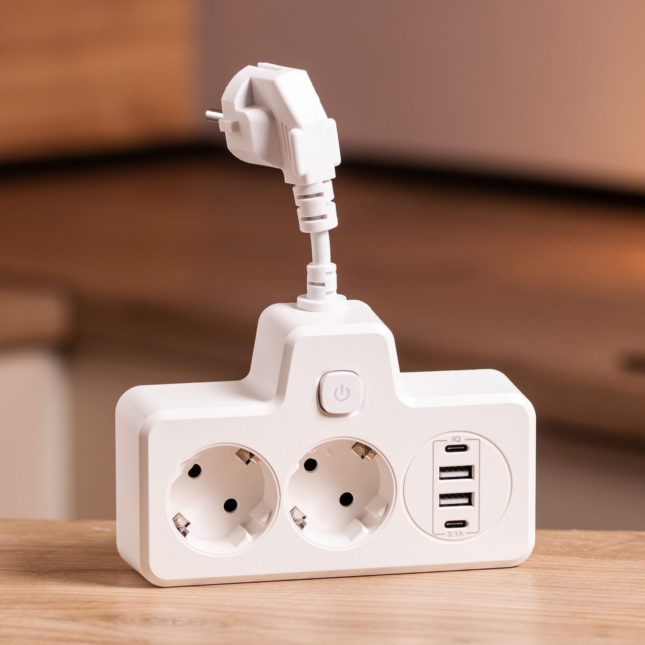 Подовжувач на 2 євро розетки з 2 USB та 2 Type-C білий (HP-5-17) - фото 2