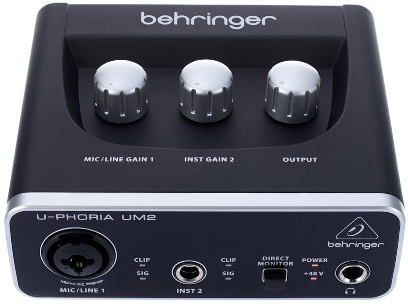 Звуковая карта Behringer U-Phoria UM2