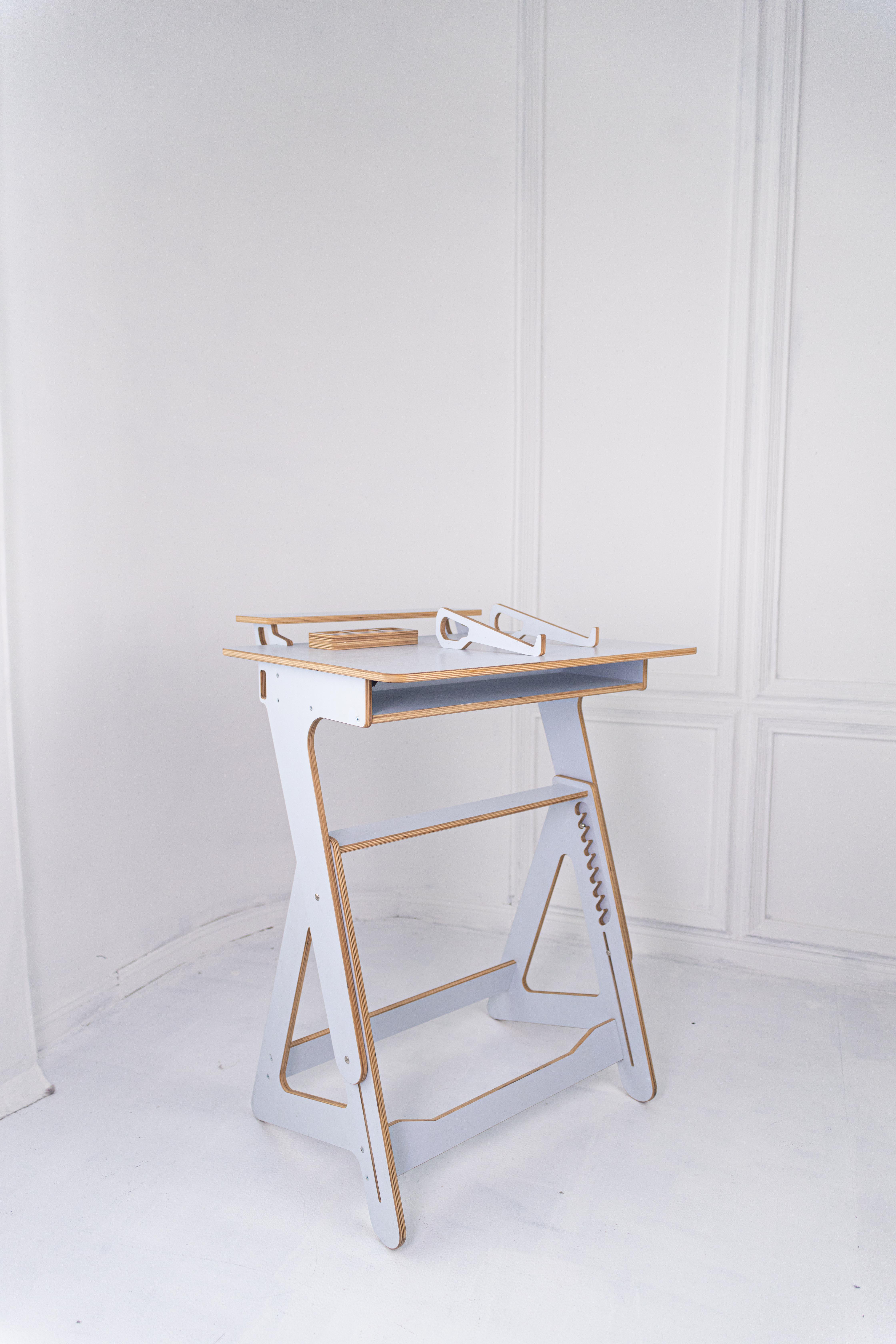 Комп'ютерний стіл Freelance Xl для роботи стоячи та сидячи з покриттям Блакитний (098765) - фото 5 Комп'ютерний стіл Freelance Xl для роботи стоячи та сидячи з покриттям Блакитний (098765) - фото 5