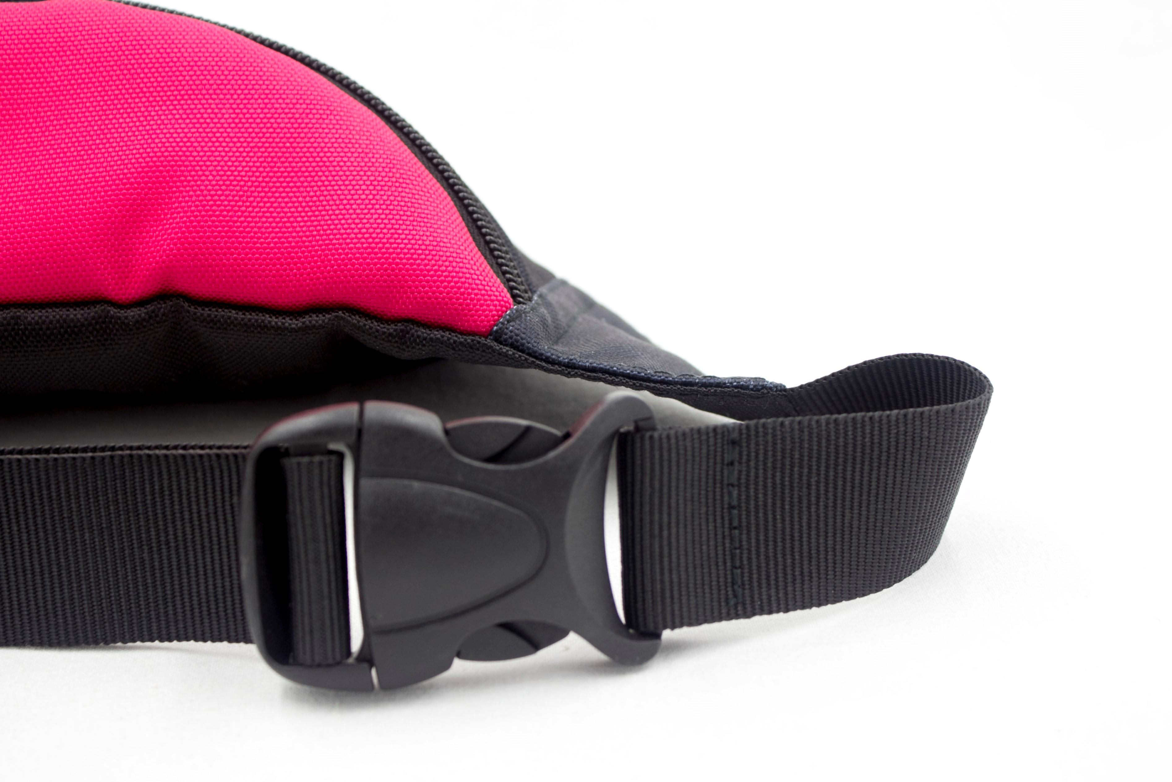 Бананка для дівчинки з регулюючим ремінцем 4-8 років Барбі Чорно-малиновий (Д-036) - фото 2