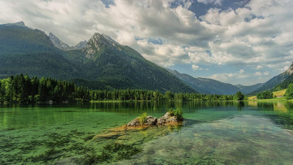 Картина на холсте Озеро 55х85 см (N121)
