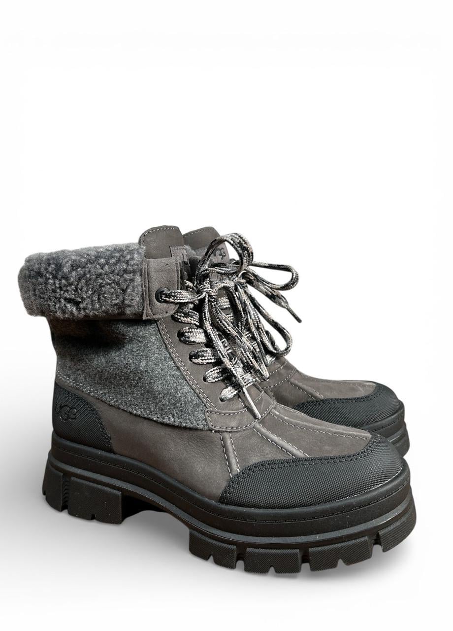 Ботинки UGG Ashton Addie Tipped s/n 1143858 р. 41 US 10 27 см Серый (2883800148)