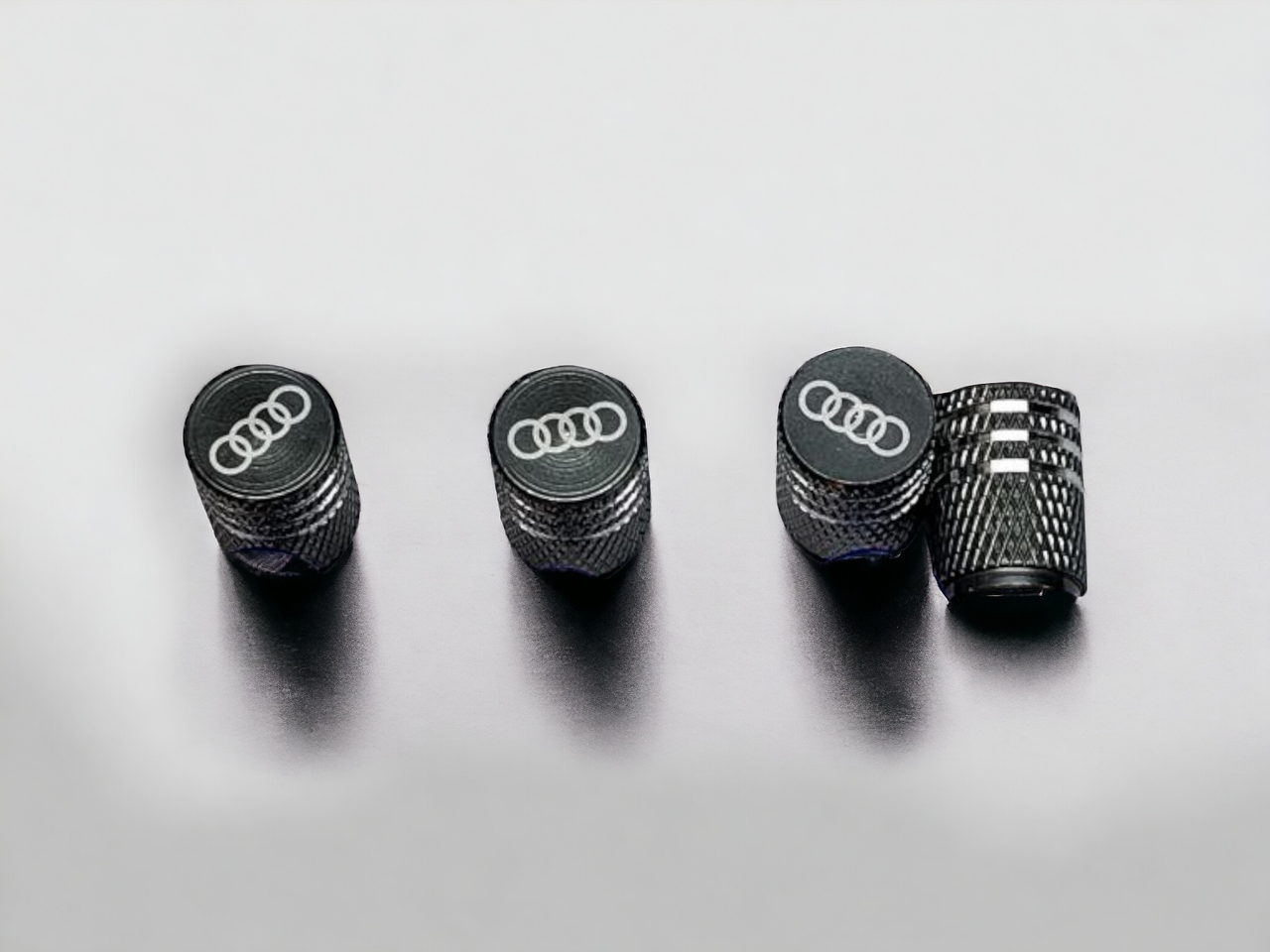 Ковпачки на ніпель металеві з логотипом Audi (2097652403)