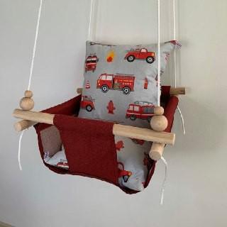 Дитяча гойдалка Infancy Пожежні машинки Бордовий (9676368) - фото 2 Дитяча гойдалка Infancy Пожежні машинки Бордовий (9676368) - фото 2