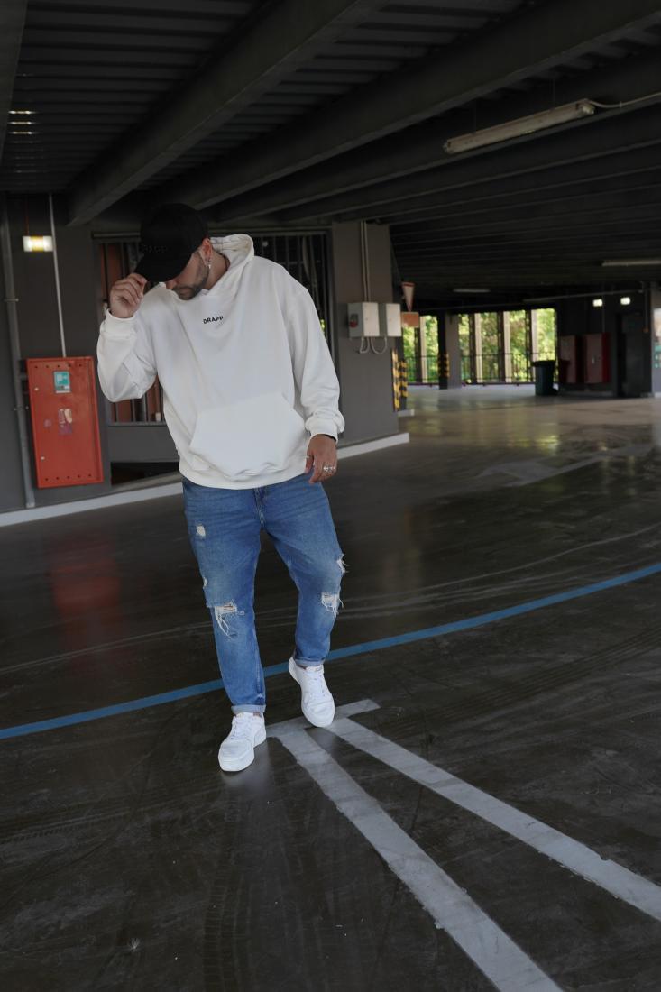 Худі оверсайз 78-502 з ДТФ-принтом S Білий (36424) - фото 3 Худі оверсайз 78-502 з ДТФ-принтом S Білий (36424) - фото 3