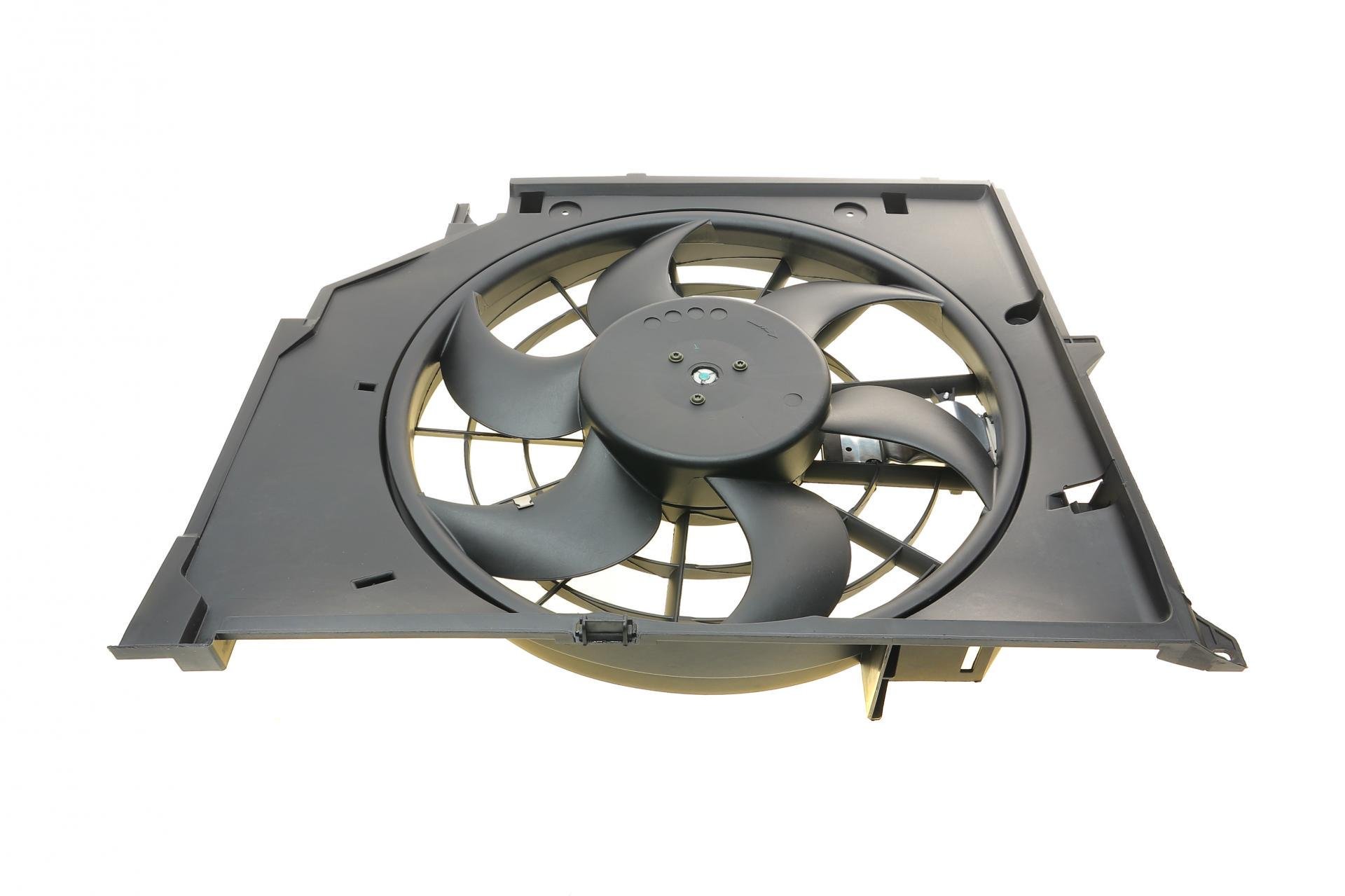 Вентилятор радиатора BMW 3 E46 1,6-3,0 98-06 с диффузором M45/M54/M57/N46 (CFF 137 000S)
