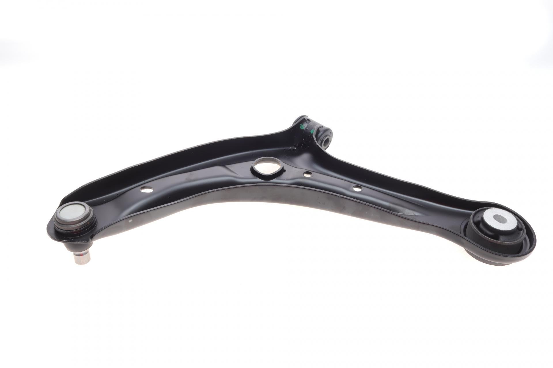 Рычаг подвески передний/снизу R Ford Fiesta 01- (ADM58695)