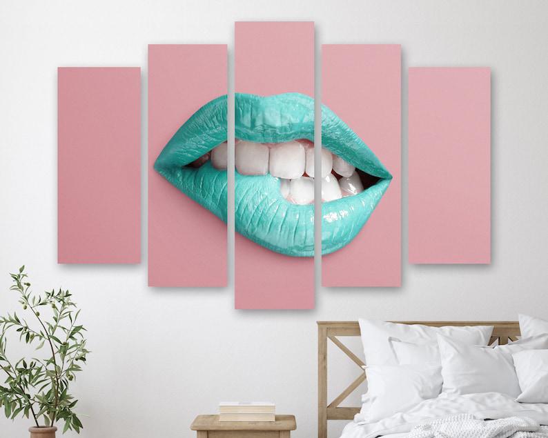 Модульная картина KIL Art Бирюзовые губы на холсте из пяти частей 137x85 см (M51_L_228)