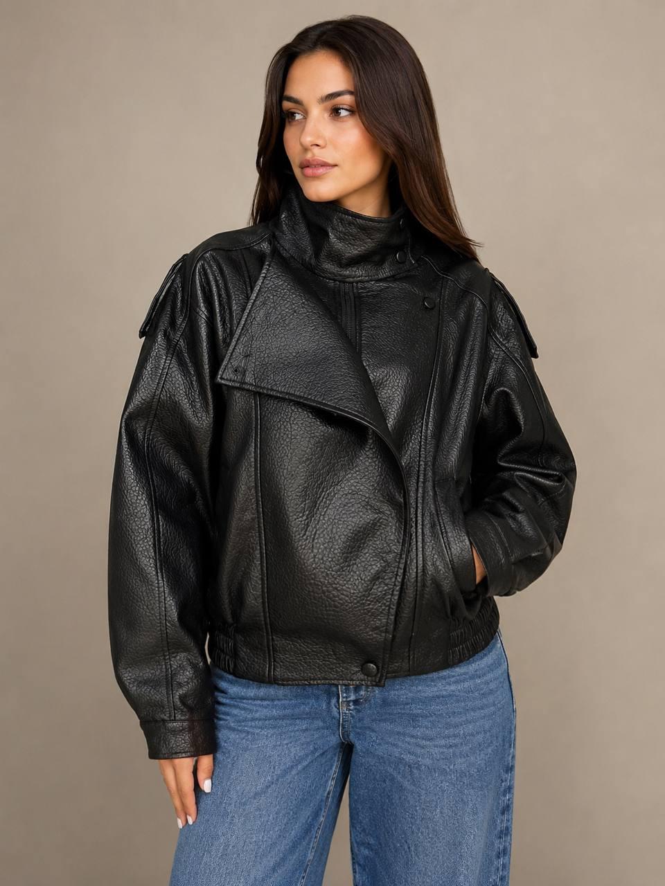 Куртка женская Lady Yep 30581 из экокожи косуха оверсайз S Черный (7582) Куртка женская Lady Yep 30581 из экокожи косуха оверсайз S Черный (7582)