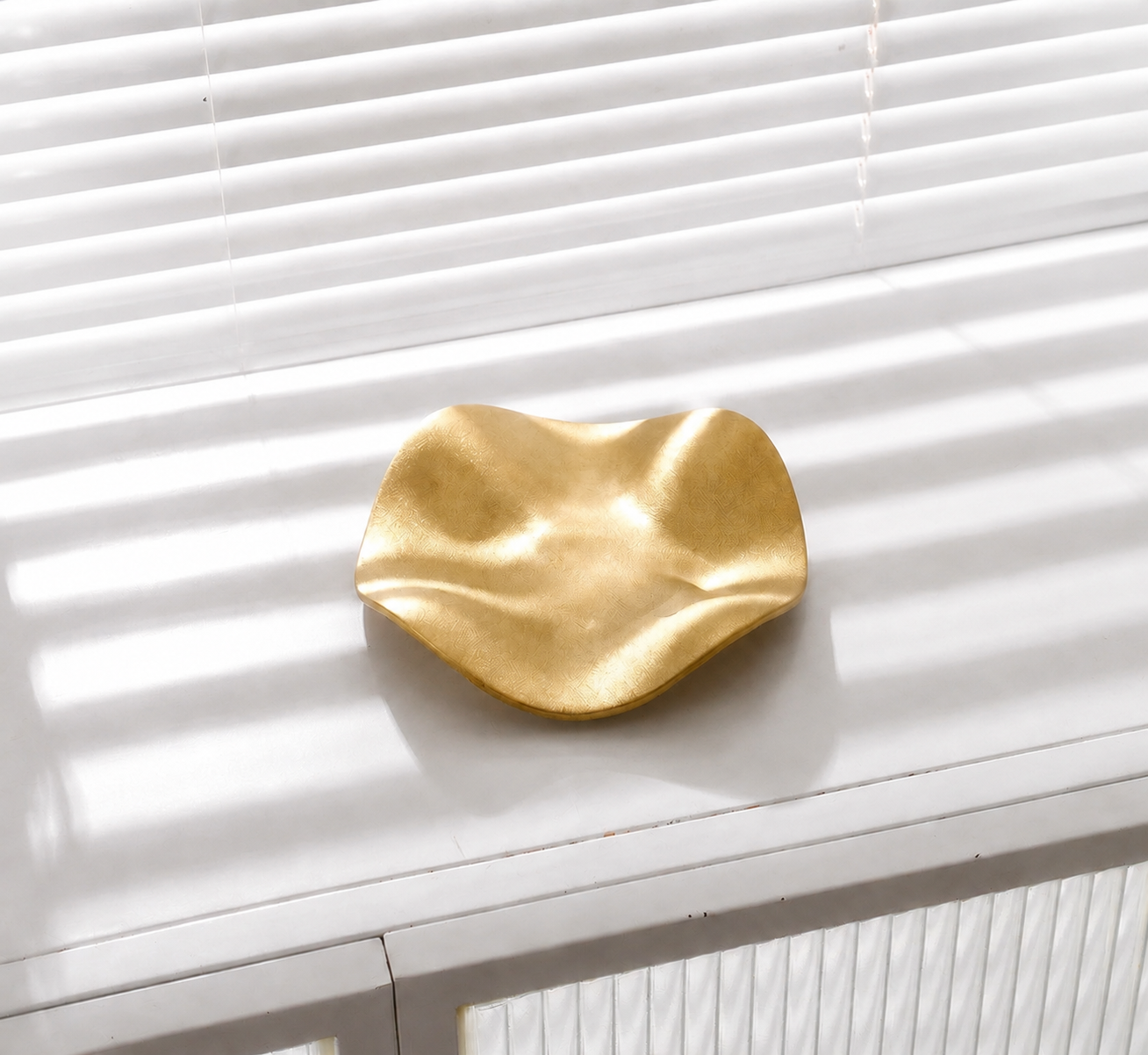 Тарелка декоративная керамическая (Д0000000069) Тарелка декоративная керамическая (Д0000000069)