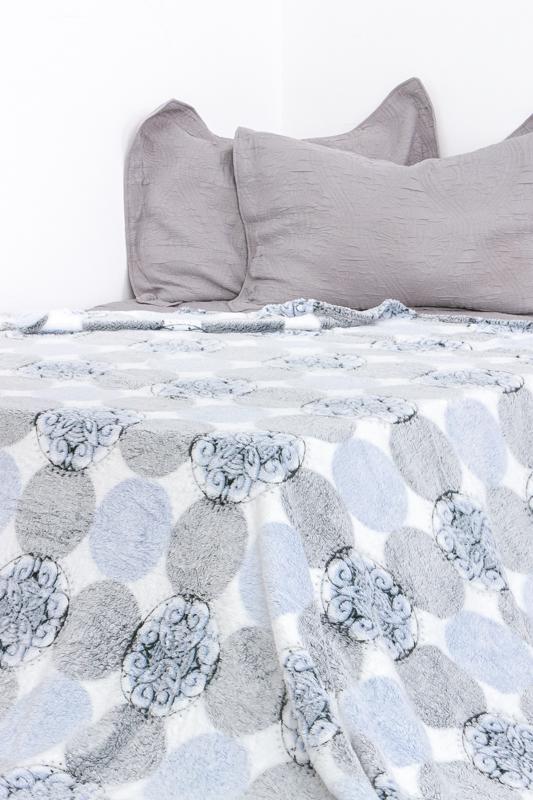 Покривало з мікрофібри з візерунком Носи Своє 200х220 см Білий (59335) Покривало з мікрофібри з візерунком Носи Своє 200х220 см Білий (59335)