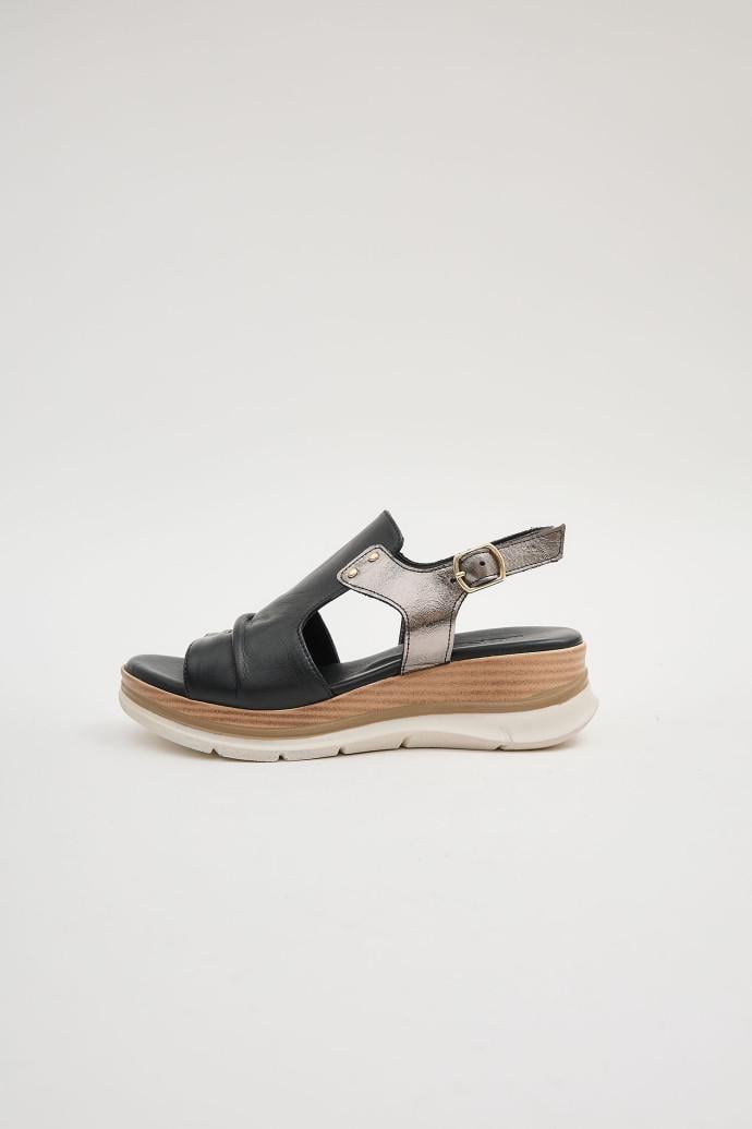 Босоніжки жіночі LONZA шкіряні р. 37 Чорний (199965) Босоніжки жіночі LONZA шкіряні р. 37 Чорний (199965)