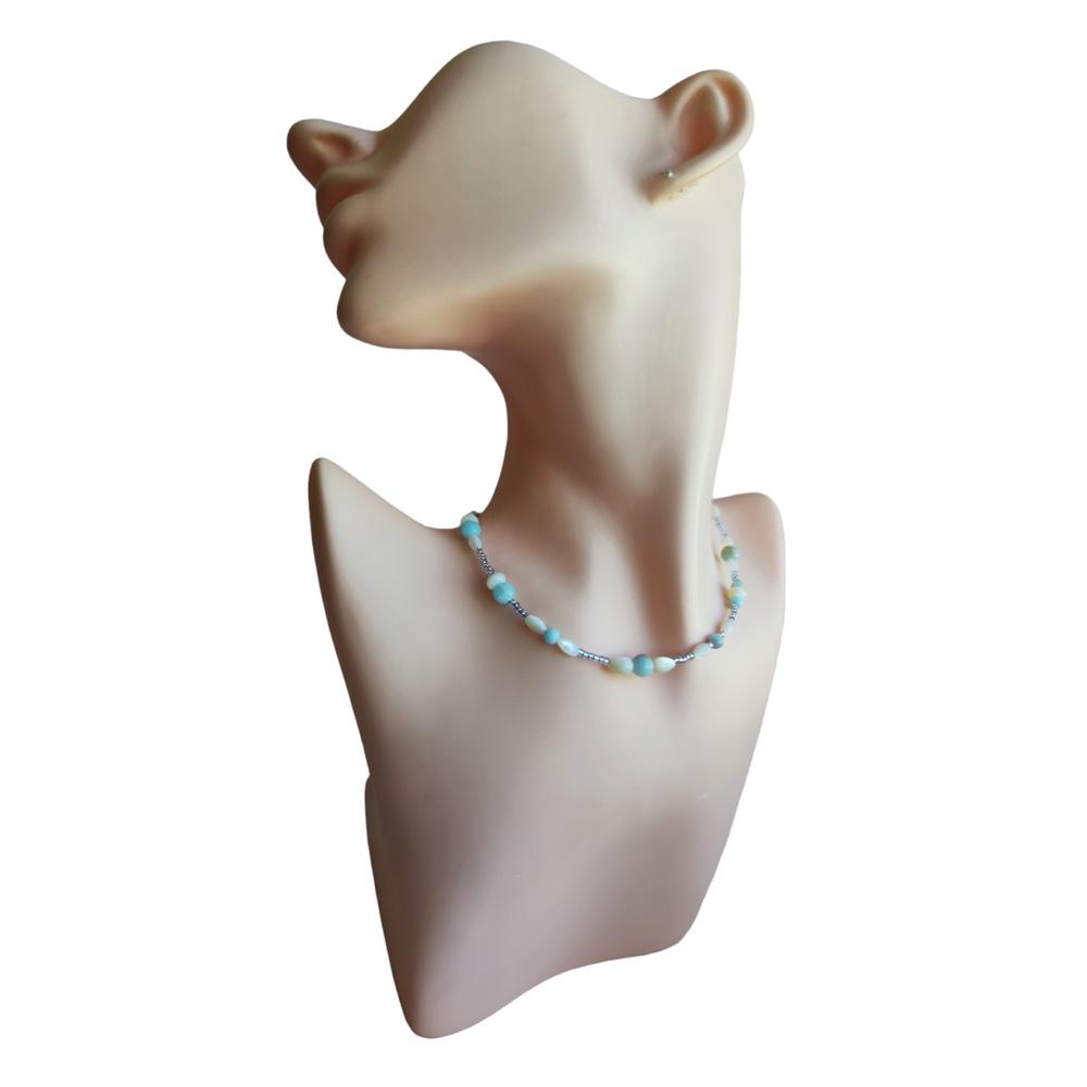 Чокер с натуральным перламутром и бусинами варисцита (CH23)