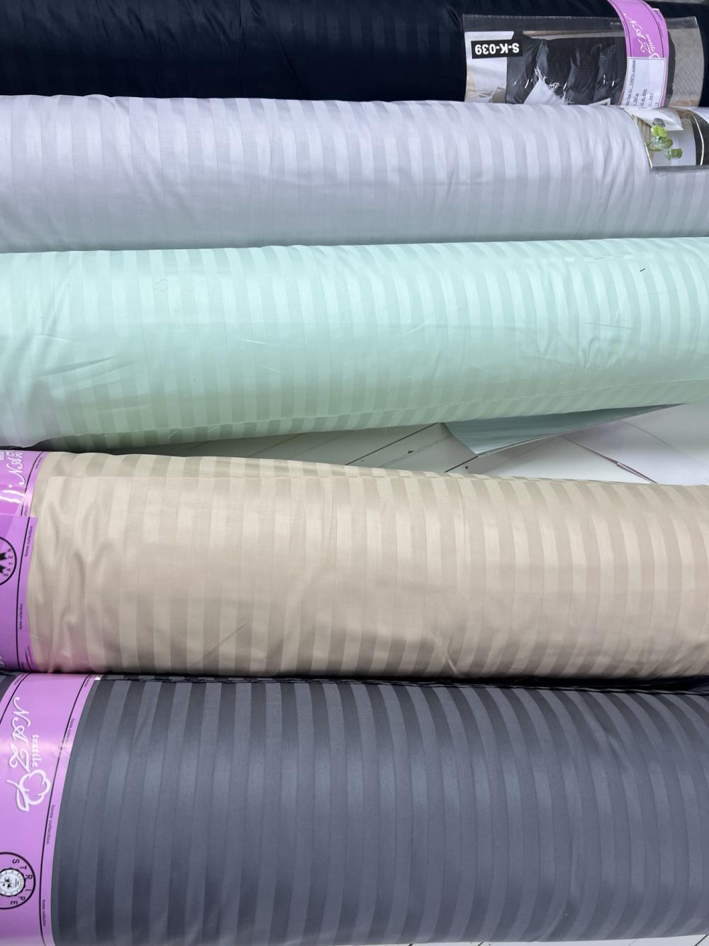 Комплект постельного белья на резинке Stripe LUX 1/1 см семейный/наволочки 50х70/70х70 см Light Mint (3935) - фото 3 Комплект постельного белья на резинке Stripe LUX 1/1 см семейный/наволочки 50х70/70х70 см Light Mint (3935) - фото 3