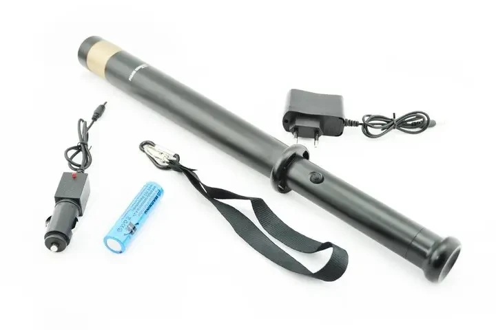 Акумуляторний ручний ліхтар Bailong BL-C25 з фокусуванням (430х37х38мм)