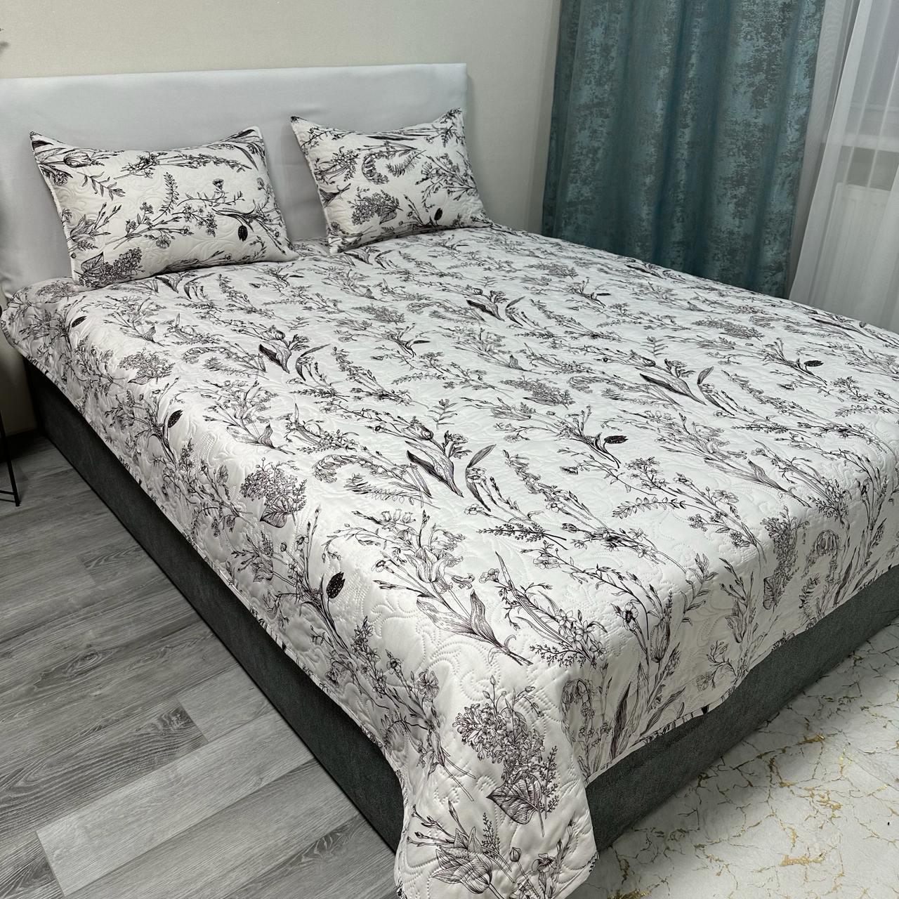 Набор покрывало стеганое с цветочным принтом 200x230 см/2 наволочки 50x70 см Молочный (28710437) - фото 10 Набор покрывало стеганое с цветочным принтом 200x230 см/2 наволочки 50x70 см Молочный (28710437) - фото 10