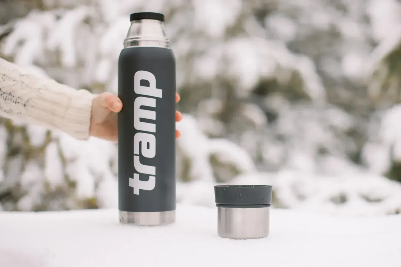 Термос Tramp Expedition Line 0,9 л Сірий (TRC-027-grey) - фото 5 Термос Tramp Expedition Line 0,9 л Сірий (TRC-027-grey) - фото 5