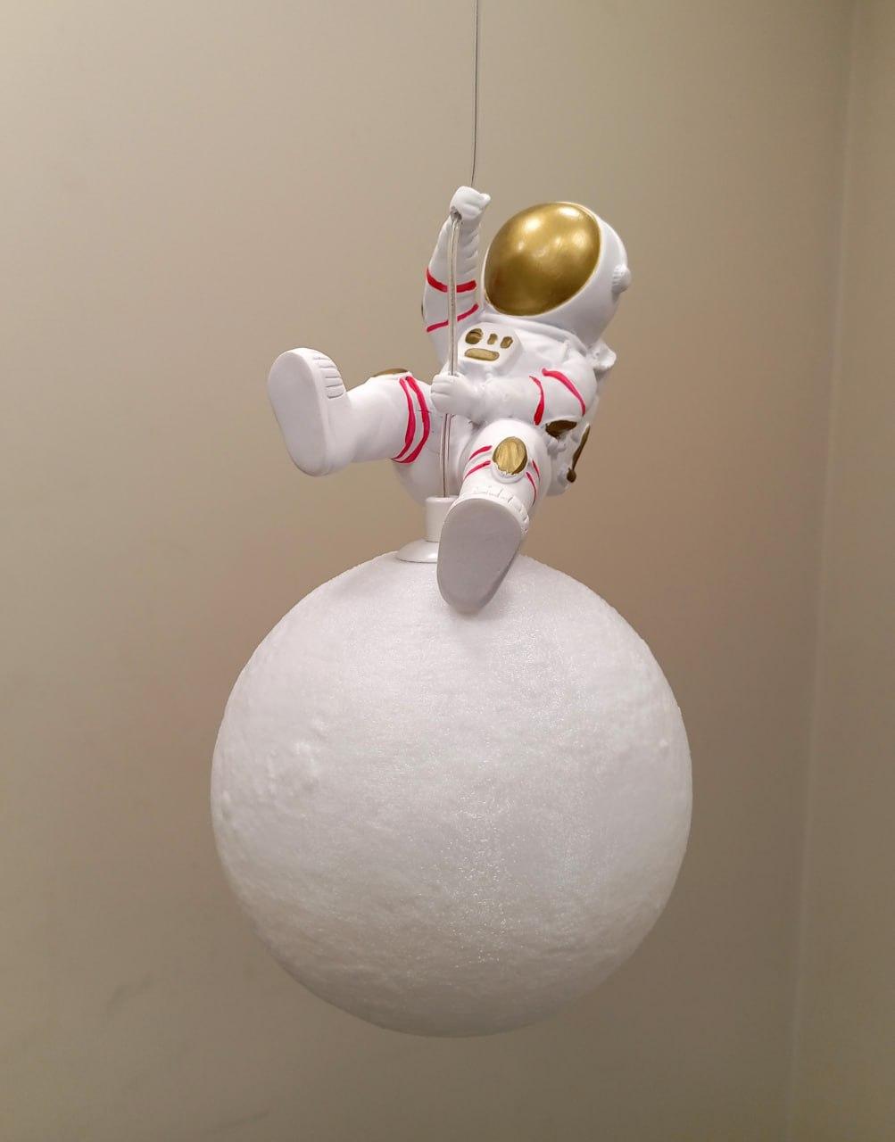 Підвісний світильник Levistella 782150-3/300 SM Астронавт на три плафони дитячий (2435410696) - фото 5